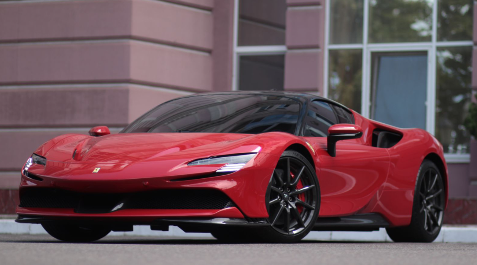 Ferrari SF90 Stradale 2022 року випуску