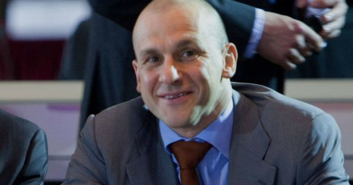 Константин Григоришин, Константин Григоришин зарабатывает